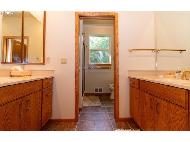 5009 KELSIE Ct, Florence, OR 97439