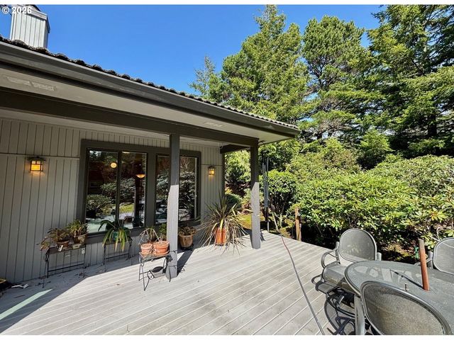 5009 KELSIE Ct, Florence, OR 97439