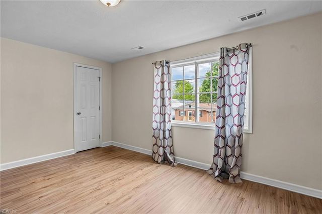 716 31st ST, Newport News, VA 23607