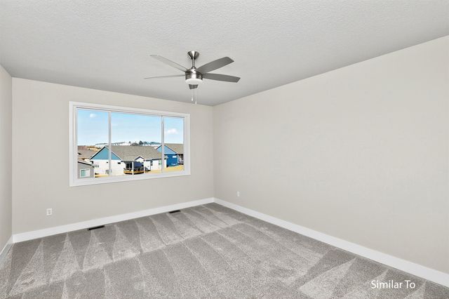 16704 Walnut Meadows Circle, Urbandale, IA 50323