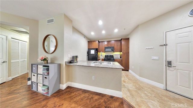 2108 Scholarship, Irvine, CA 92612