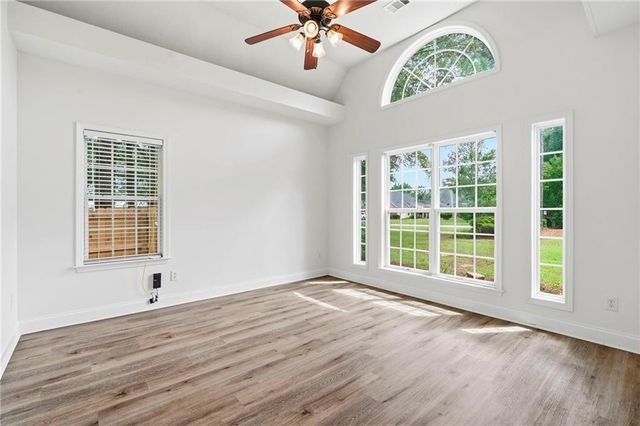 102 Seven Pines Court, Perry, GA 31069
