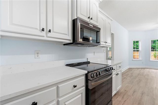 102 Seven Pines Court, Perry, GA 31069