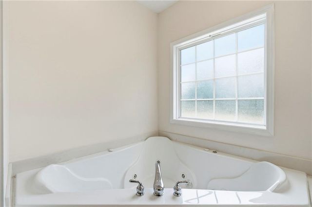 102 Seven Pines Court, Perry, GA 31069