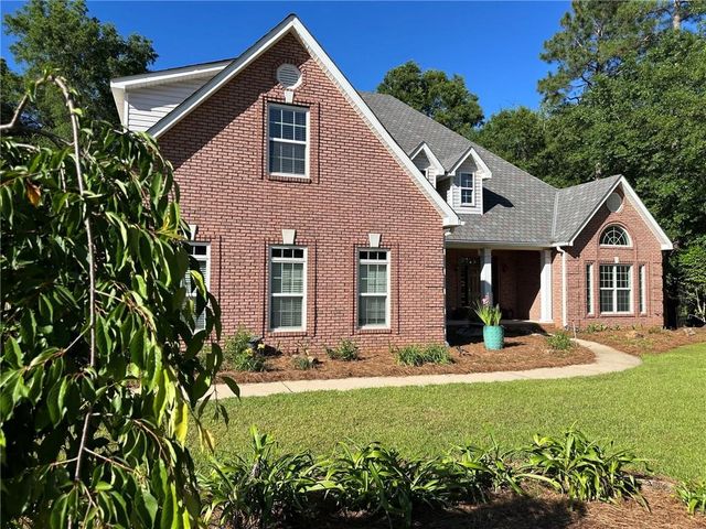 102 Seven Pines Court, Perry, GA 31069