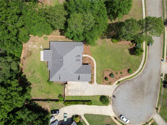 102 Seven Pines Court, Perry, GA 31069