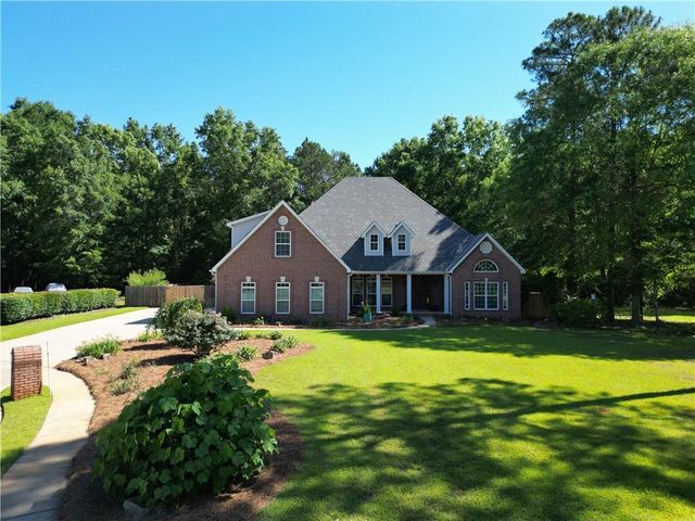 102 Seven Pines Court, Perry, GA 31069