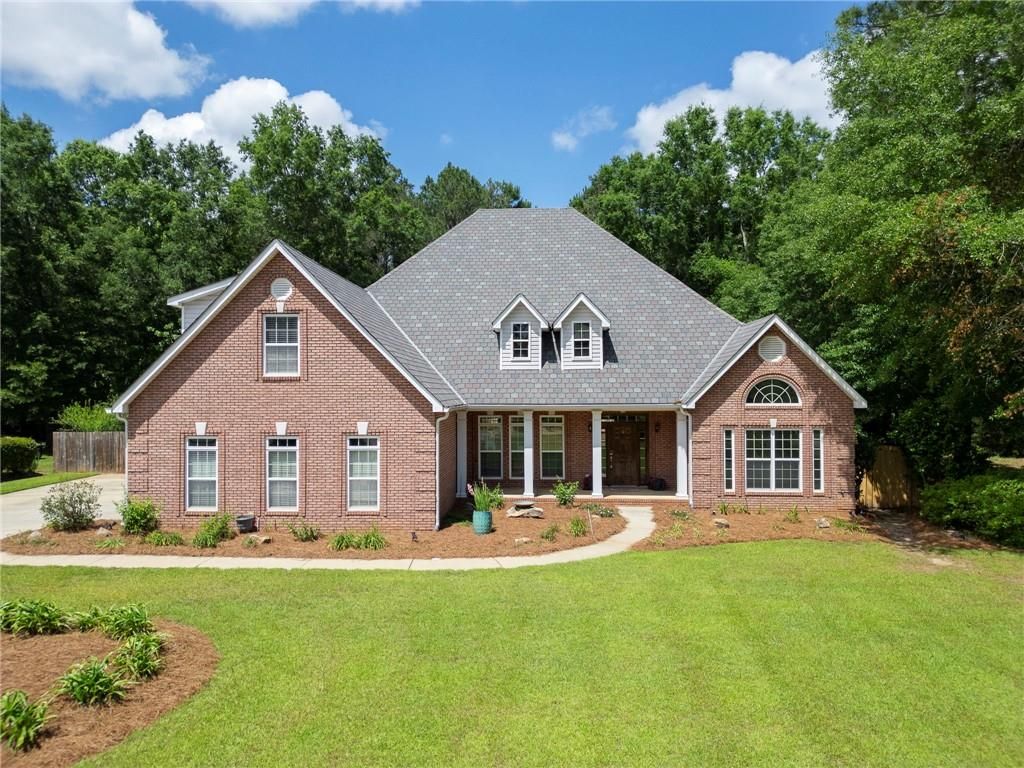 102 Seven Pines Court, Perry, GA 31069