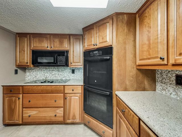 1912 Anna Drive, Irving, TX 75061