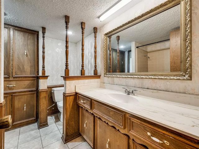 1912 Anna Drive, Irving, TX 75061