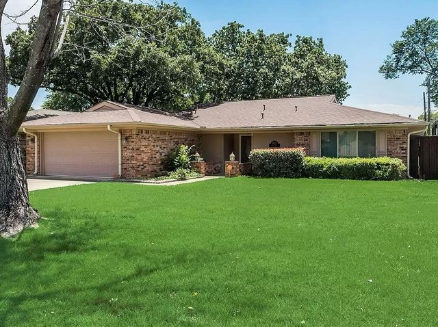 1912 Anna Drive, Irving, TX 75061