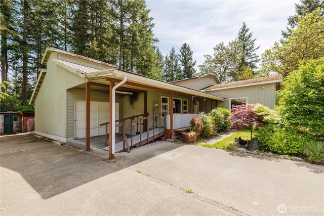 41 NE Salty Drive, Belfair, WA 98528