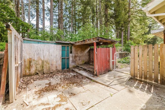 41 NE Salty Drive, Belfair, WA 98528