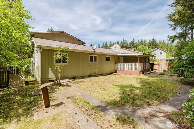 41 NE Salty Drive, Belfair, WA 98528