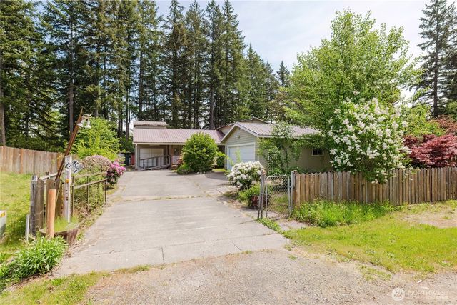41 NE Salty Drive, Belfair, WA 98528