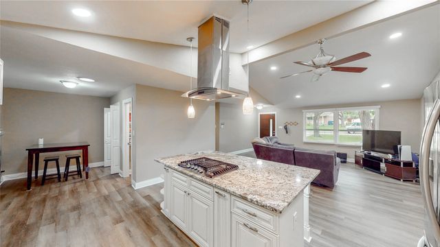 2305 Briarwood Lane, Carrollton, TX 75006