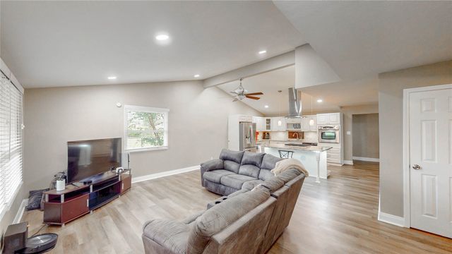 2305 Briarwood Lane, Carrollton, TX 75006