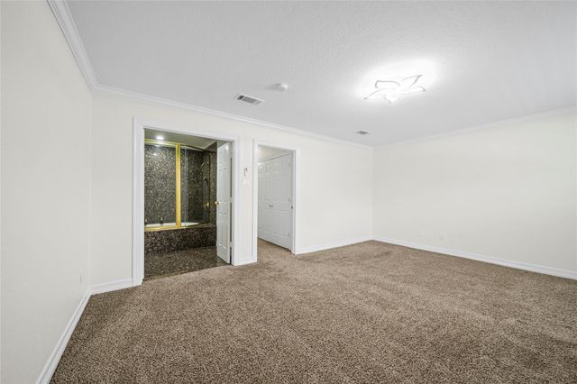 1573 W Sam Houston Pkwy Parkway S, Houston, TX 77042