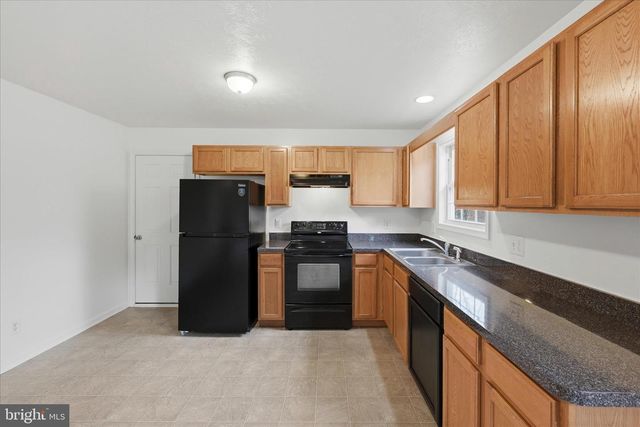 104 BASIN DR, Inwood, WV 25428