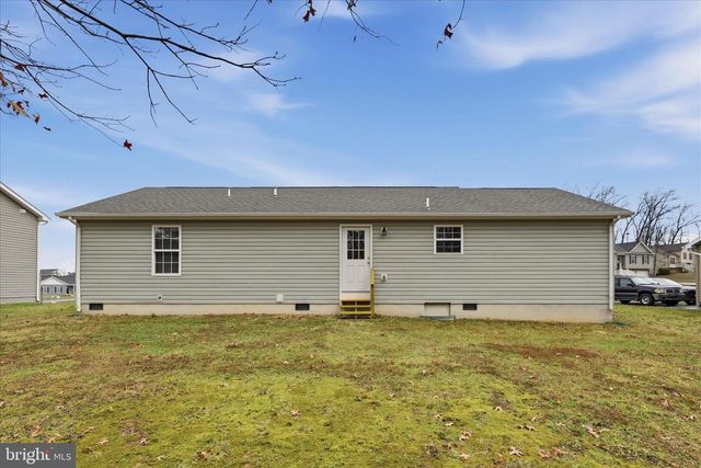 104 BASIN DR, Inwood, WV 25428