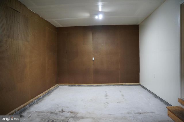 104 BASIN DR, Inwood, WV 25428