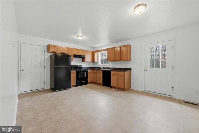 104 BASIN DR, Inwood, WV 25428