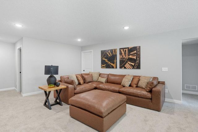 9815 Pinehurst Drive, Elko New Market, MN 55020