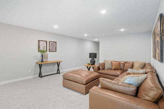 9815 Pinehurst Drive, Elko New Market, MN 55020