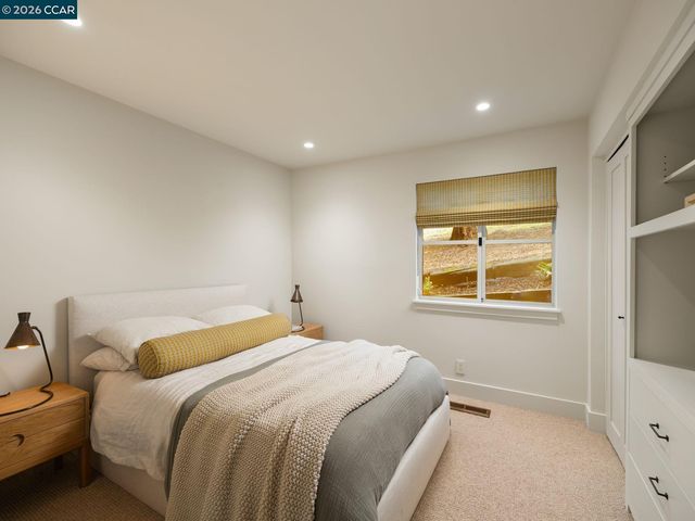 6 Dorothy Pl, Berkeley, CA 94705