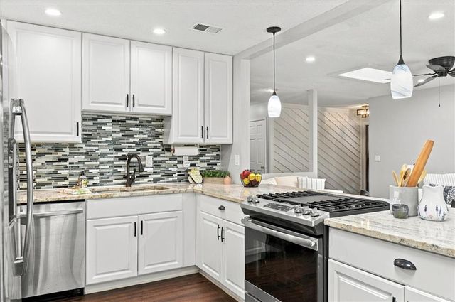 1035 Trailmore Drive, Roswell, GA 30076