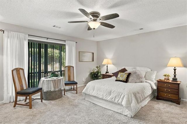 1035 Trailmore Drive, Roswell, GA 30076