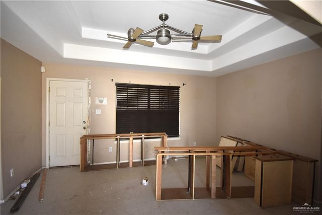 2404 E Hibiscus Avenue, Hidalgo, TX 78557