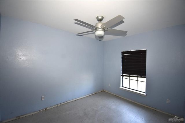 2404 E Hibiscus Avenue, Hidalgo, TX 78557