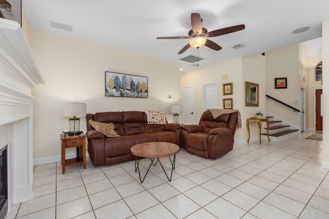 3303 Appalachian Trail, Kingwood, TX 77345