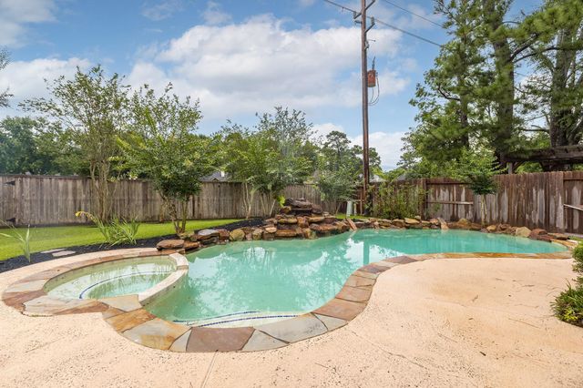 3303 Appalachian Trail, Kingwood, TX 77345