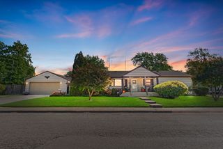 700 N 8th Avenue, Kankakee, IL 60901