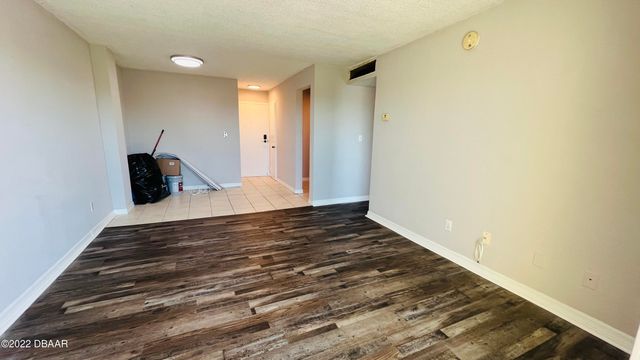 732 N Halifax Ave Apt 402, Daytona Beach, FL 32118