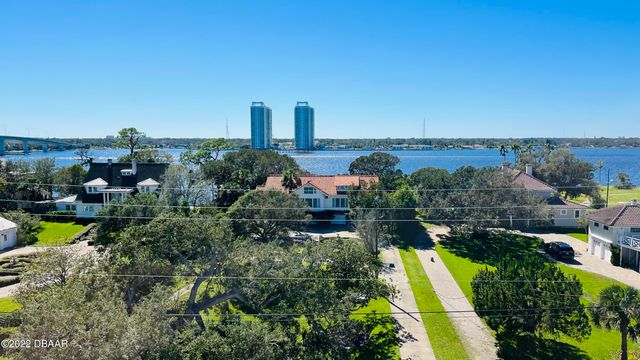 732 N Halifax Ave Apt 402, Daytona Beach, FL 32118