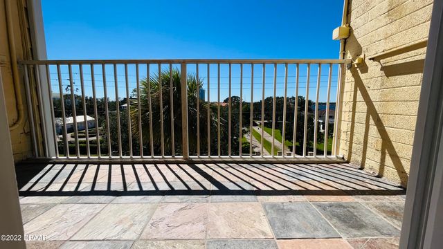 732 N Halifax Ave Apt 402, Daytona Beach, FL 32118