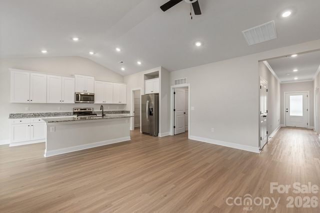 6607 Fairford Drive, Charlotte, NC 28215