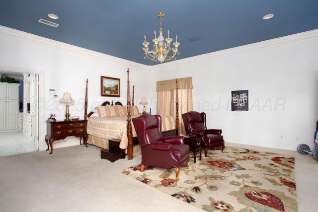 18 CLOISTER Parkway, Amarillo, TX 79121