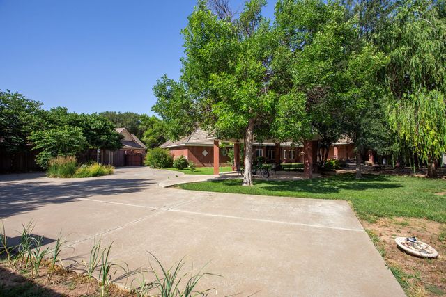 18 CLOISTER Parkway, Amarillo, TX 79121