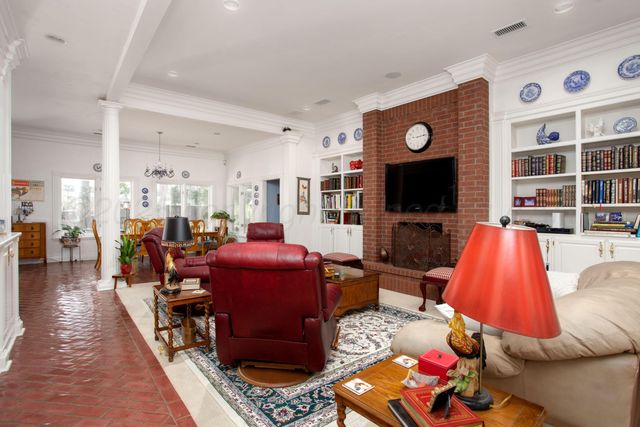 18 CLOISTER Parkway, Amarillo, TX 79121