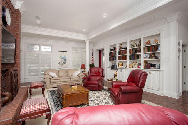 18 CLOISTER Parkway, Amarillo, TX 79121