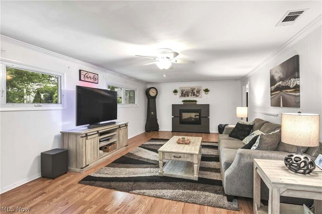 1600 Ridgewood Court, Twinsburg, OH 44087