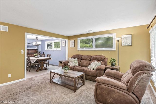 1600 Ridgewood Court, Twinsburg, OH 44087