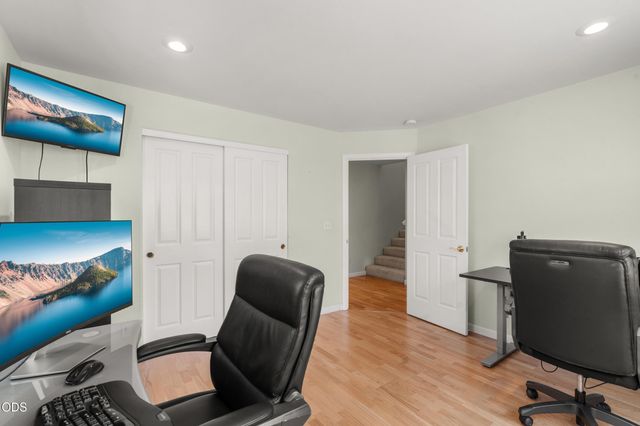 975 Beverly Way, Jacksonville, OR 97530