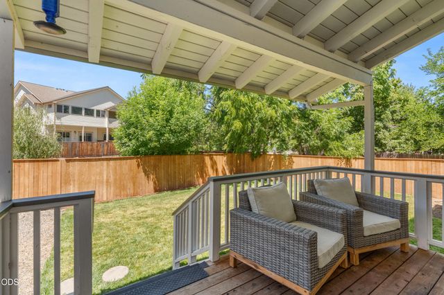 975 Beverly Way, Jacksonville, OR 97530