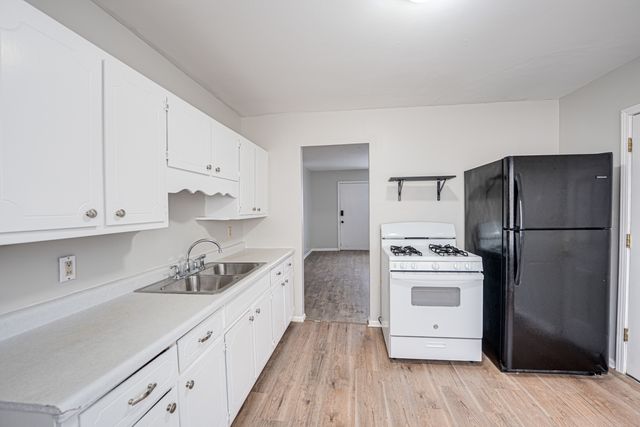 1209 GAGE Road, Joliet, IL 60432