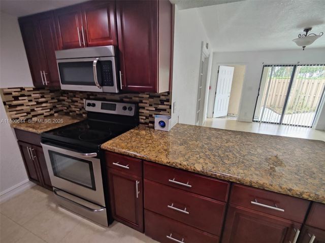 616 Executive Center Drive 107, West Palm Beach, FL 33401